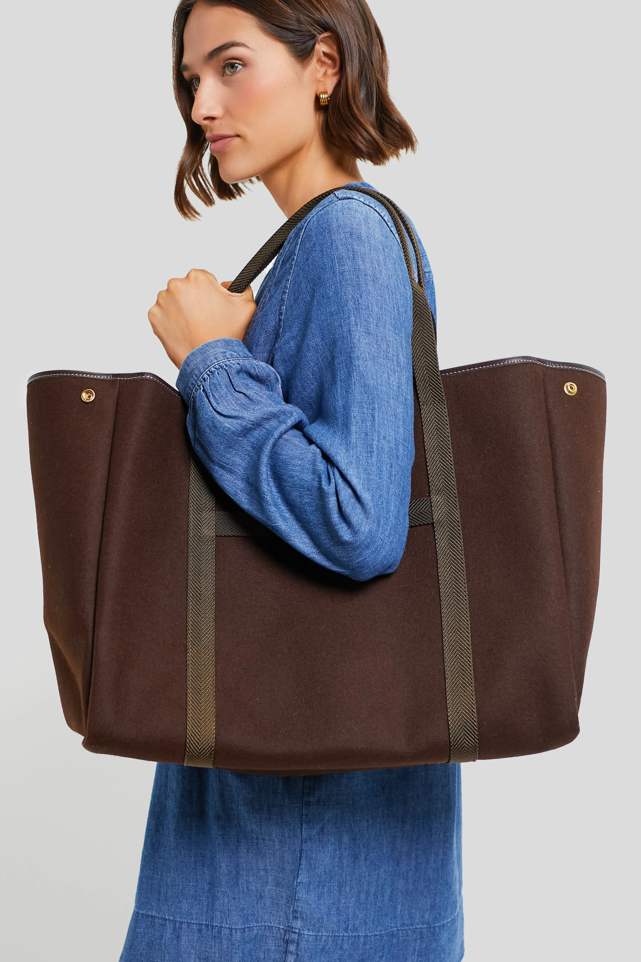 Chocolate Flannel Traversee XL Tote