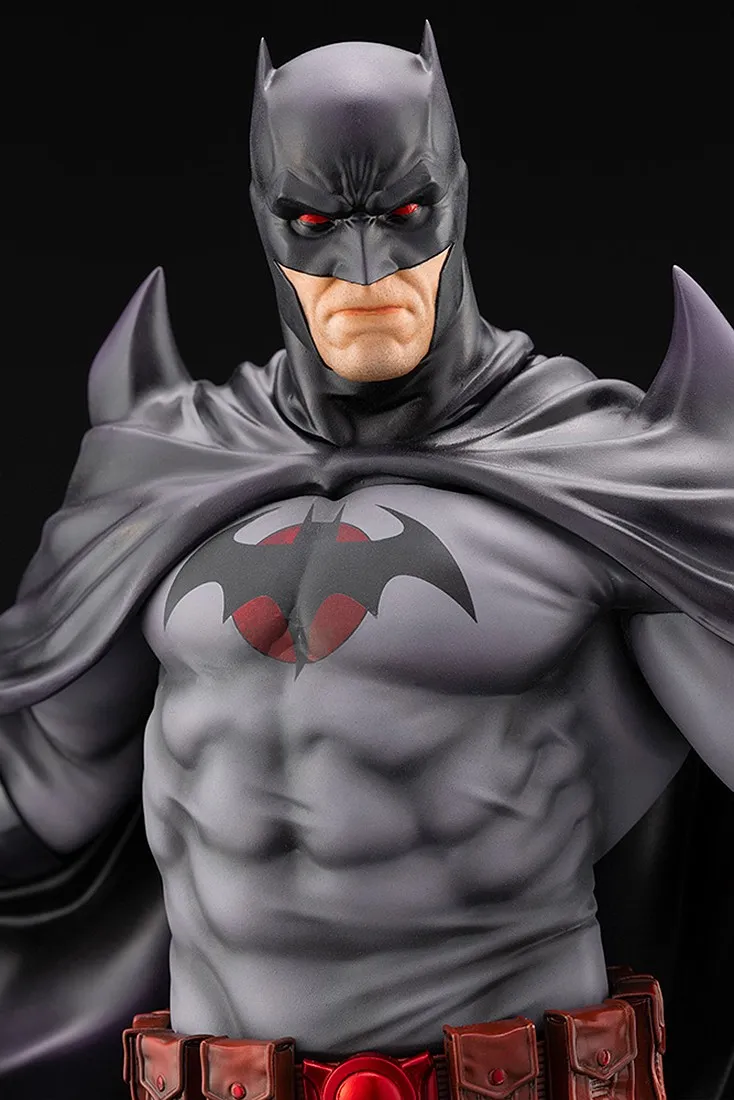 Kotobukiya ARTFX DC Comics Elseworld Series Batman Thomas Wayne Statue (gray)