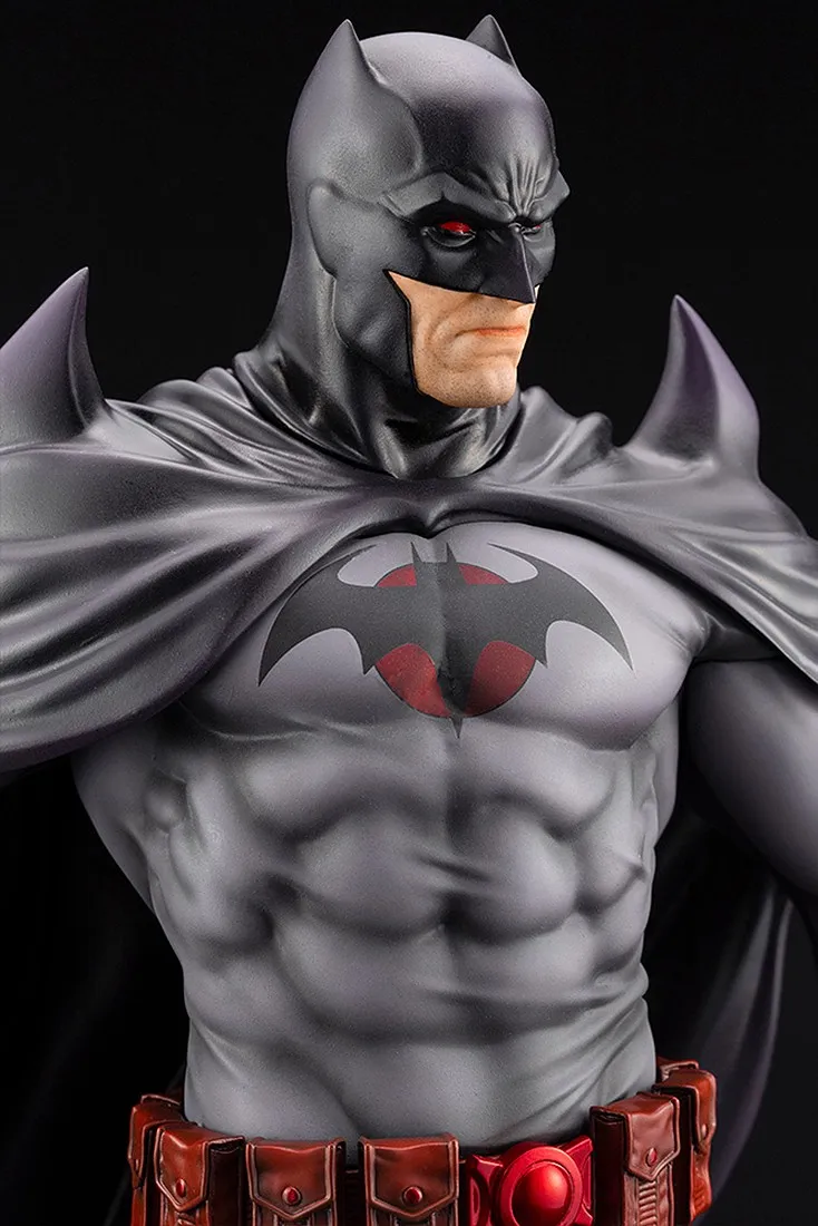 Kotobukiya ARTFX DC Comics Elseworld Series Batman Thomas Wayne Statue (gray)