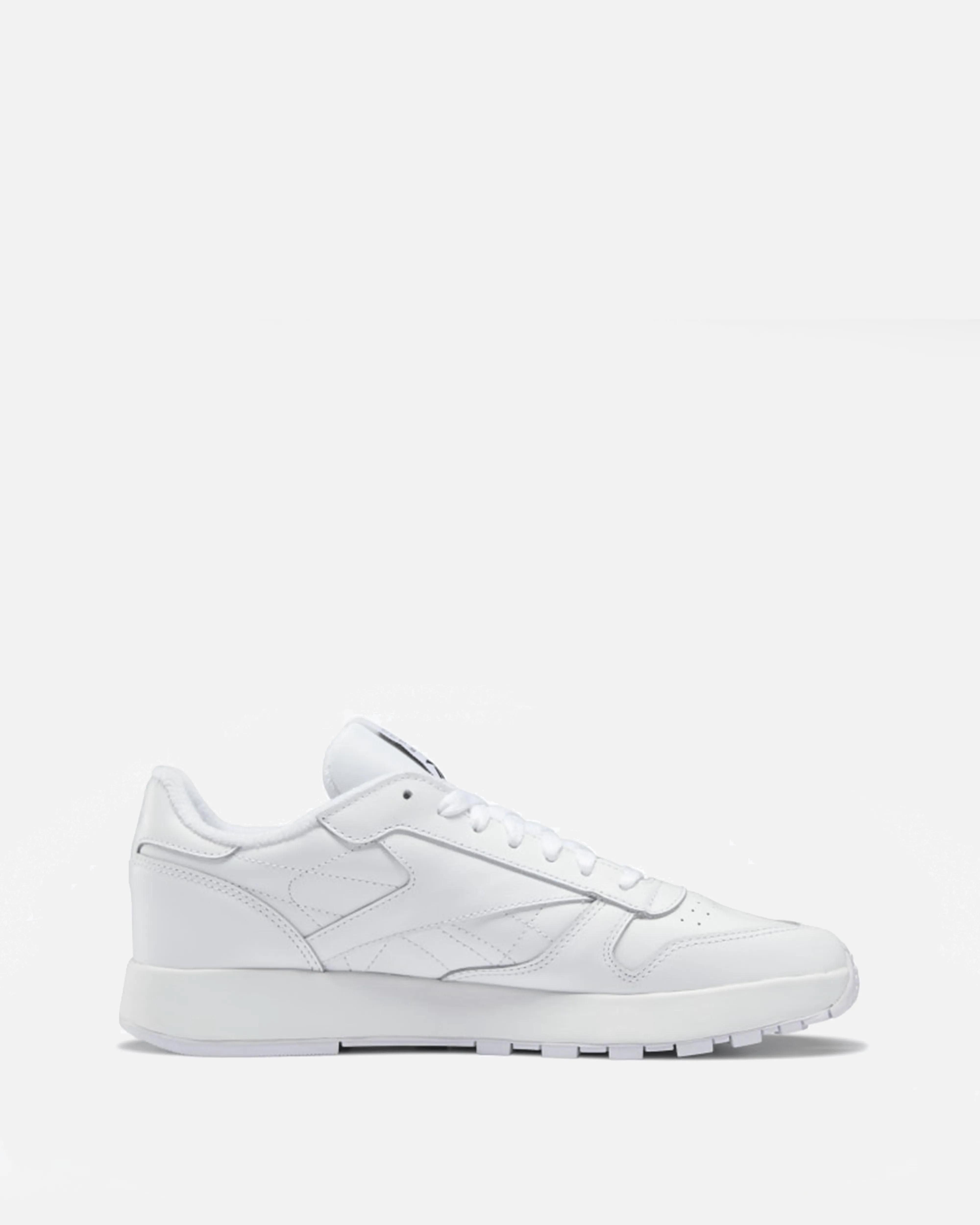 Maison Margiela Classic Leather Tabi Sneakers in White