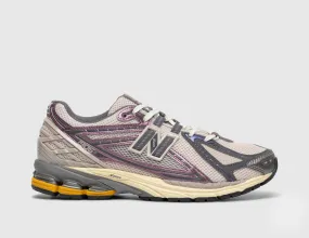 New Balance M1906RRA Licorice / Moonbeam