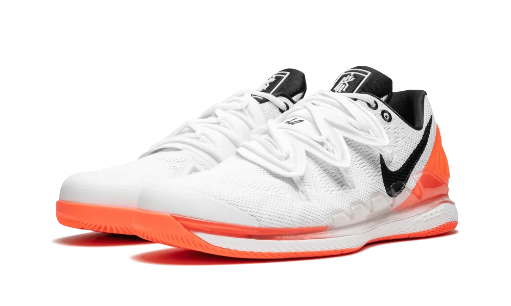 Nike Nike Air Zoom Vapor X Kyrie V White/black-white-hot Lava