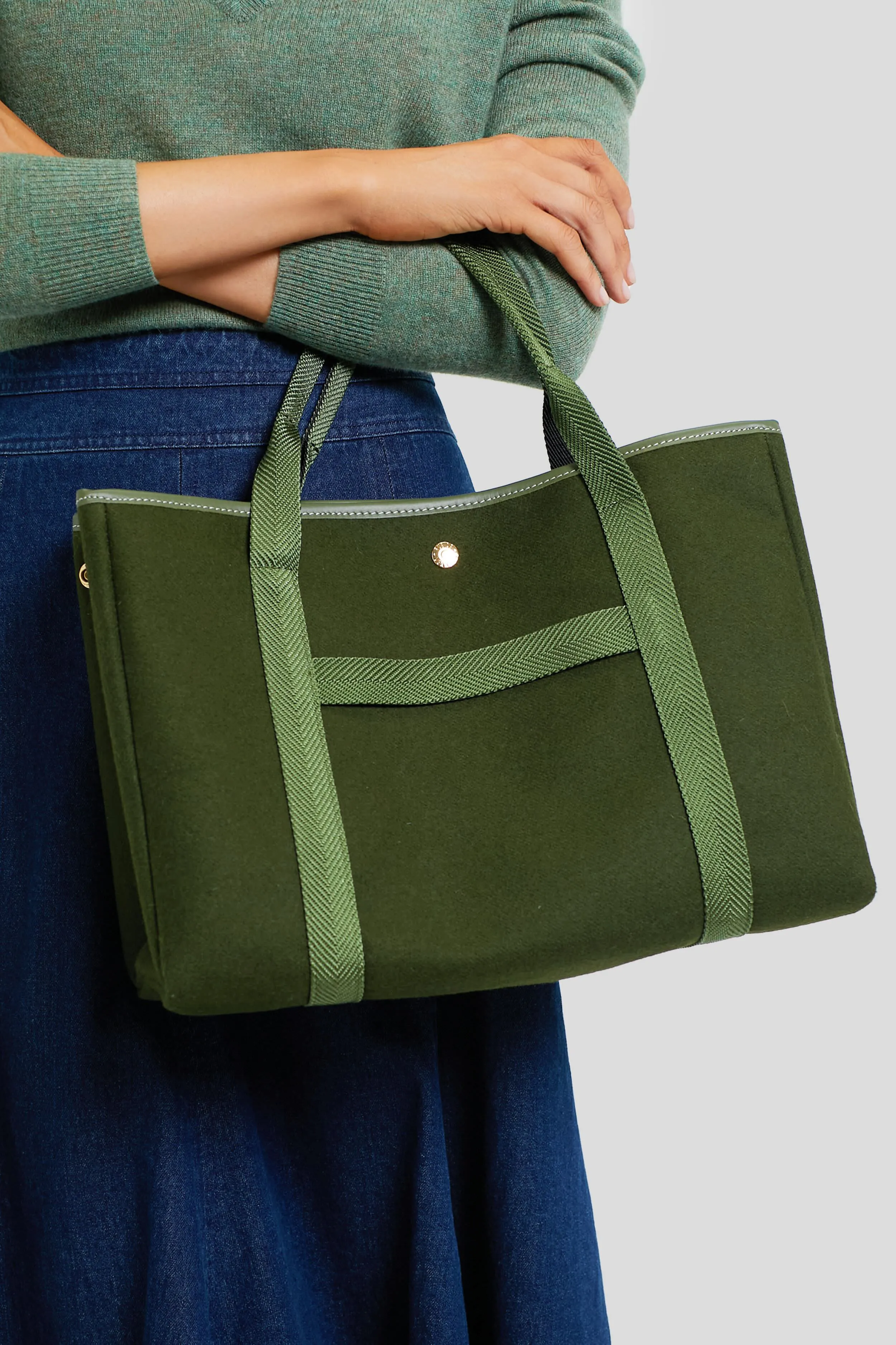 Olive Flannel Traversee M Tote