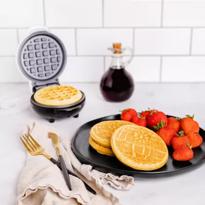 Uncanny Brands Star Wars Mini Death Star Waffle Maker - Star Wars Kitchen Appliance